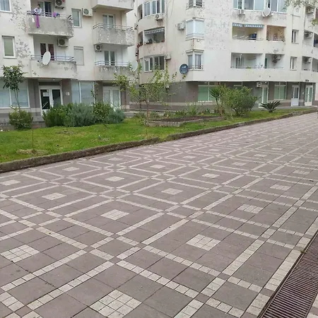 Lenka Apartment Budva